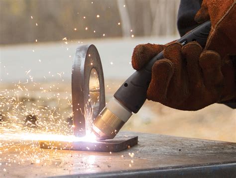 Flush cutting with Powermax plasma systems.